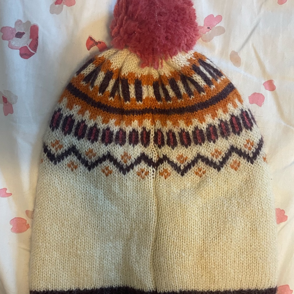 Hat - Picture 2 of 3